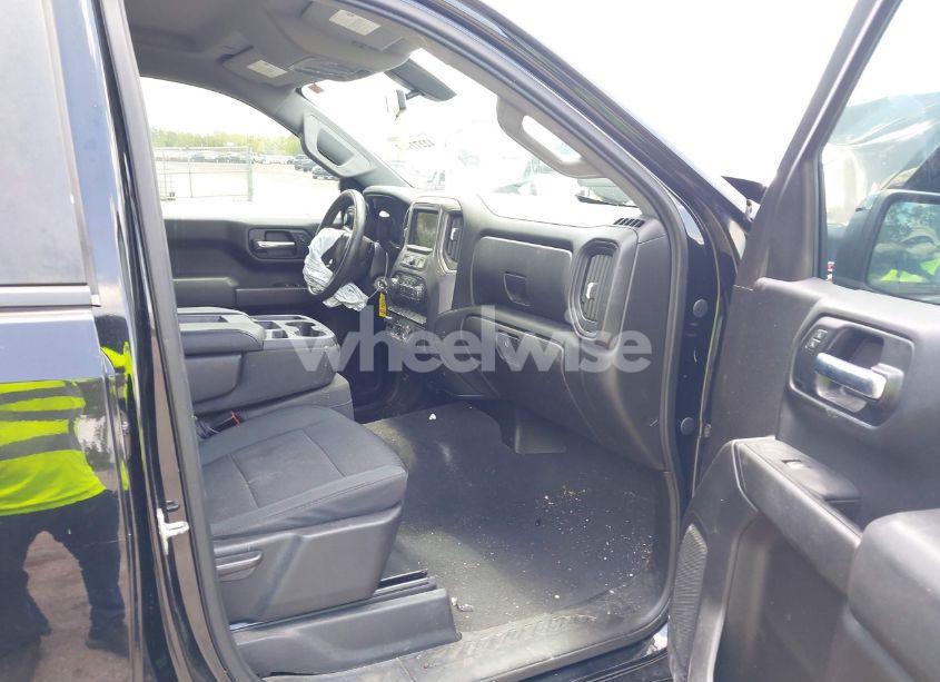 Photo 5 of 2019 Chevrolet Silverado 1500 CUSTOM TRAIL BOSS (VIN 1GCPYCEF0KZ386617)