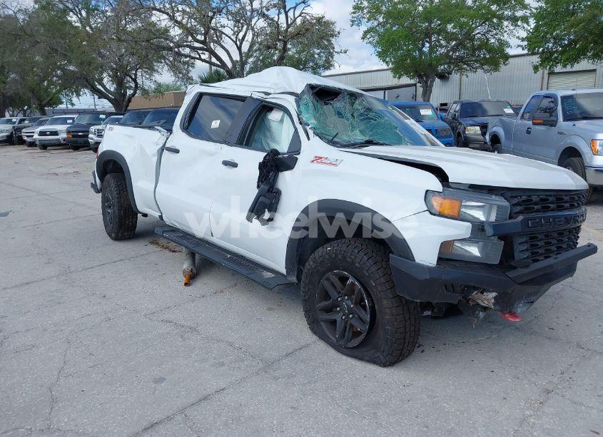 2020 Chevrolet Silverado 1500 4WD SHORT BED CUSTOM TRAIL BOSS/4WD STANDARD BED CUSTOM TRAIL BOSS (VIN 1GCPYCEF1LZ300670) main photo