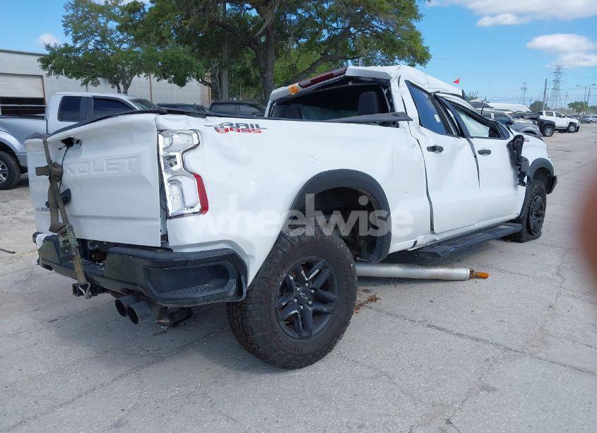 Photo 4 of 2020 Chevrolet Silverado 1500 4WD SHORT BED CUSTOM TRAIL BOSS/4WD STANDARD BED CUSTOM TRAIL BOSS (VIN 1GCPYCEF1LZ300670)