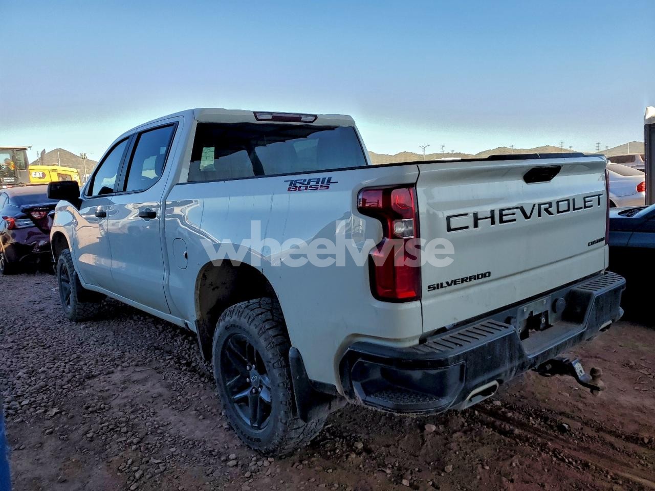 Photo 2 of 2021 CHEVROLET SILVERADO K1500 TRAIL BOSS CUSTOM (VIN 1GCPYCEF1MZ210498)