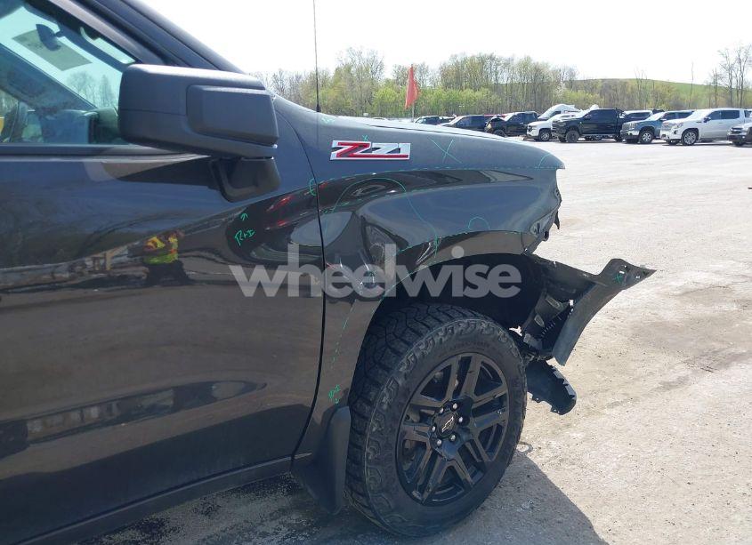 Photo 20 of 2021 Chevrolet Silverado 1500 4WD SHORT BED CUSTOM TRAIL BOSS (VIN 1GCPYCEF1MZ271205)