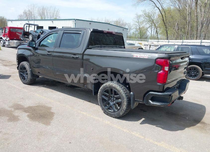 Photo 3 of 2021 Chevrolet Silverado 1500 4WD SHORT BED CUSTOM TRAIL BOSS (VIN 1GCPYCEF1MZ271205)