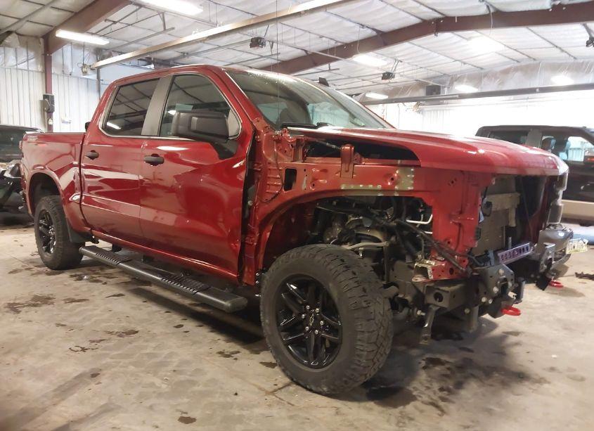 2021 Chevrolet Silverado 1500 4WD SHORT BED CUSTOM TRAIL BOSS (VIN 1GCPYCEF2MZ395015) main photo