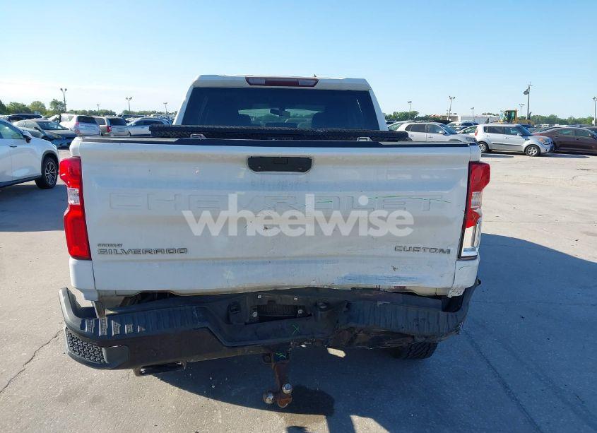 Photo 16 of 2019 Chevrolet Silverado 1500 CUSTOM TRAIL BOSS (VIN 1GCPYCEF3KZ428391)