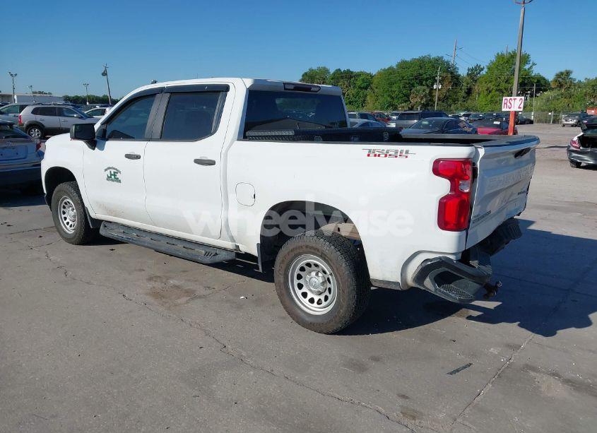 Photo 3 of 2019 Chevrolet Silverado 1500 CUSTOM TRAIL BOSS (VIN 1GCPYCEF3KZ428391)