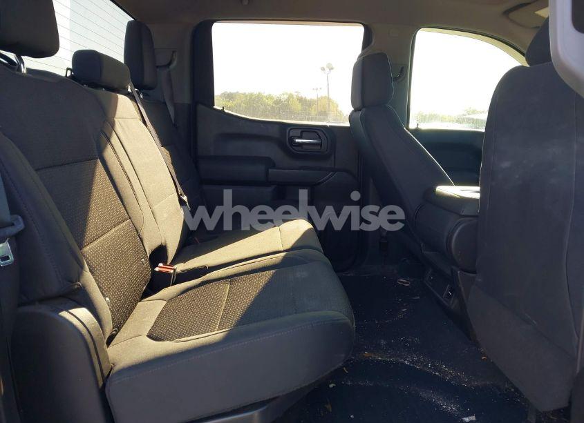 Photo 8 of 2019 Chevrolet Silverado 1500 CUSTOM TRAIL BOSS (VIN 1GCPYCEF3KZ428391)