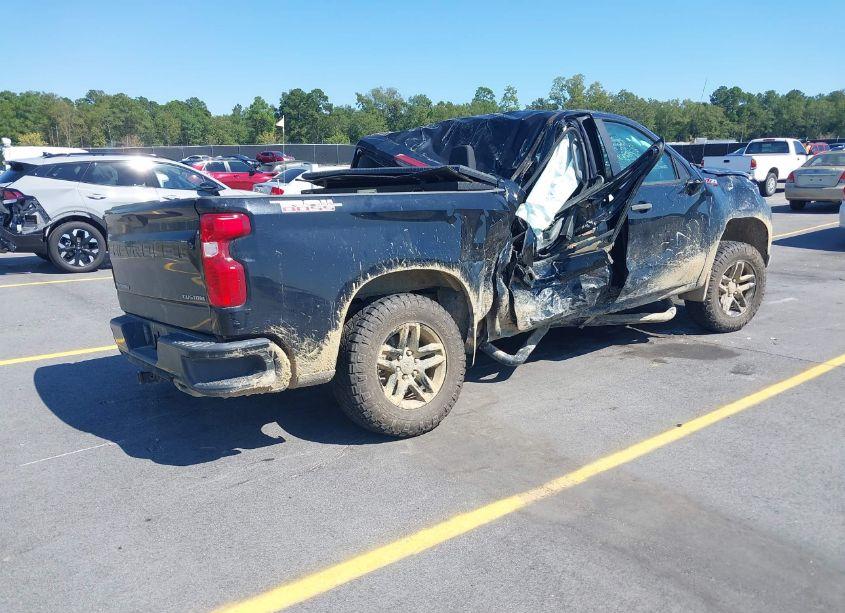 Photo 4 of 2021 Chevrolet Silverado 1500 4WD SHORT BED CUSTOM TRAIL BOSS (VIN 1GCPYCEF3MZ283081)