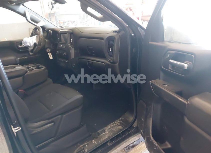 Photo 5 of 2021 Chevrolet Silverado 1500 4WD SHORT BED CUSTOM TRAIL BOSS (VIN 1GCPYCEF4MZ192756)