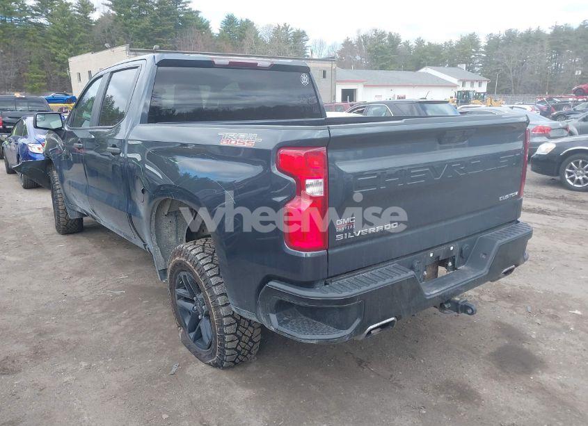 Photo 3 of 2021 Chevrolet Silverado 1500 4WD SHORT BED CUSTOM TRAIL BOSS (VIN 1GCPYCEF5MZ205577)