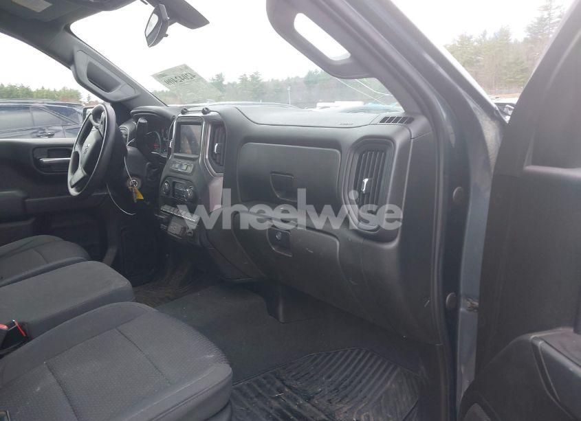 Photo 5 of 2021 Chevrolet Silverado 1500 4WD SHORT BED CUSTOM TRAIL BOSS (VIN 1GCPYCEF5MZ205577)