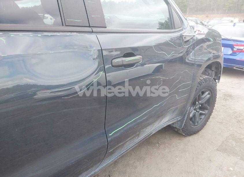 Photo 6 of 2021 Chevrolet Silverado 1500 4WD SHORT BED CUSTOM TRAIL BOSS (VIN 1GCPYCEF5MZ205577)