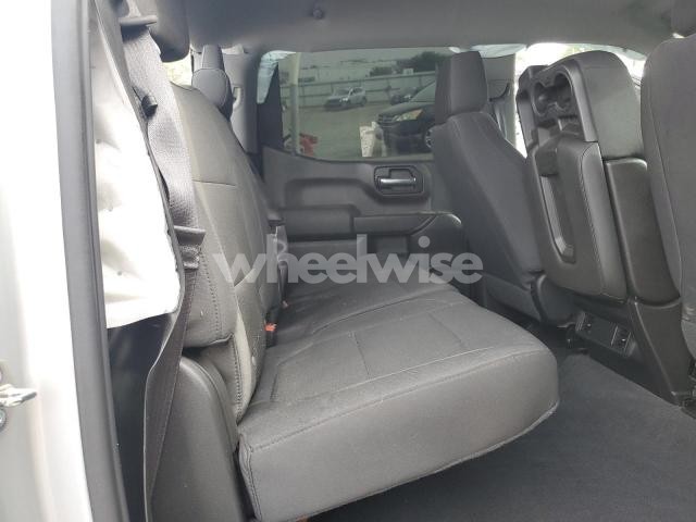 Photo 5 of 2019 CHEVROLET SILVERADO K1500 TRAIL BOSS CUSTOM (VIN 1GCPYCEF7KZ408385)