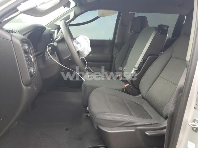 Photo 8 of 2019 CHEVROLET SILVERADO K1500 TRAIL BOSS CUSTOM (VIN 1GCPYCEF7KZ408385)