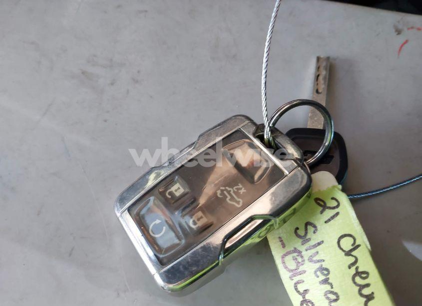 Photo 11 of 2021 Chevrolet Silverado 1500 4WD SHORT BED CUSTOM TRAIL BOSS (VIN 1GCPYCEF8MZ364271)