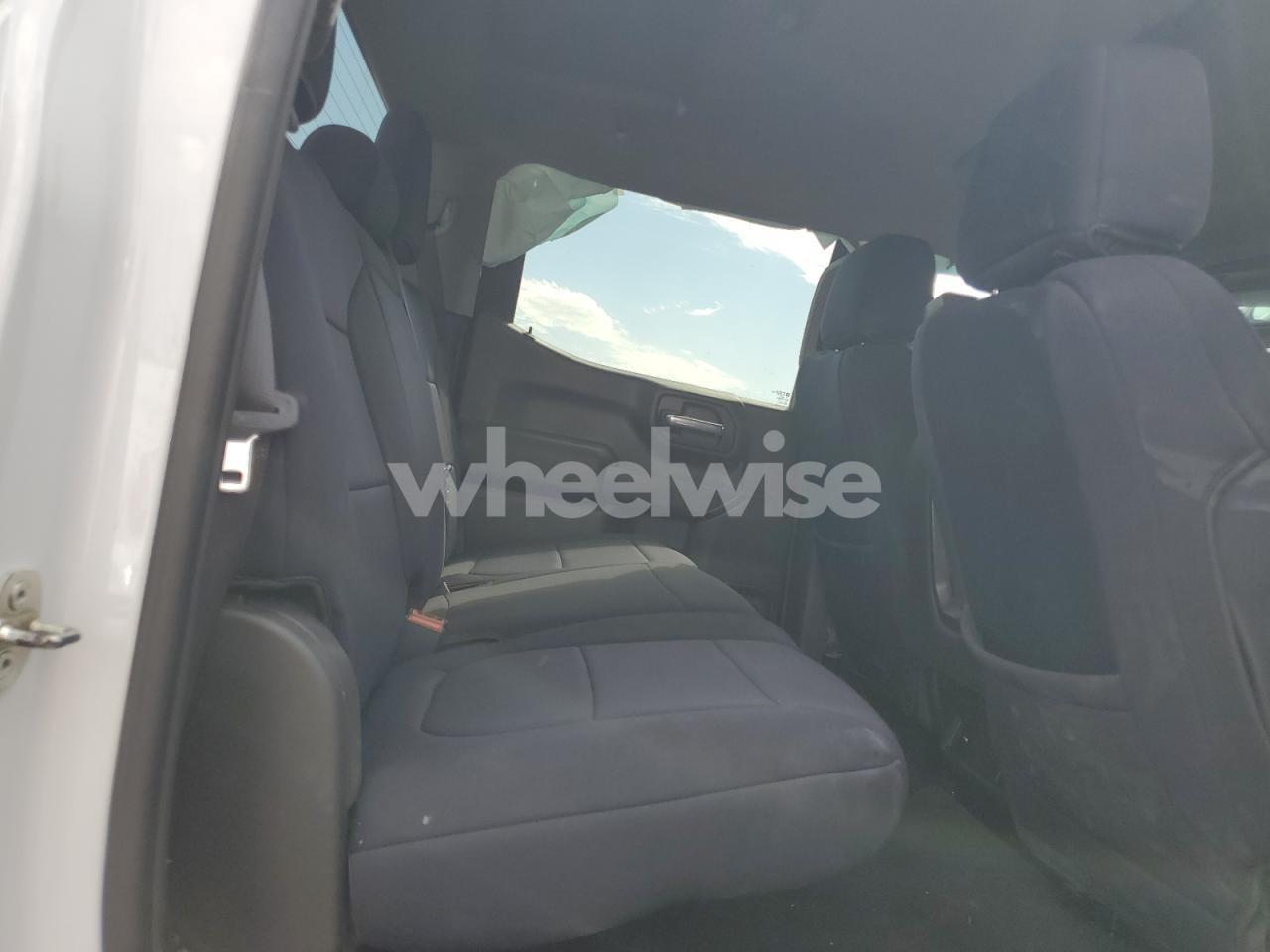 Photo 10 of 2019 CHEVROLET SILVERADO K1500 TRAIL BOSS CUSTOM (VIN 1GCPYCEFXKZ318163)