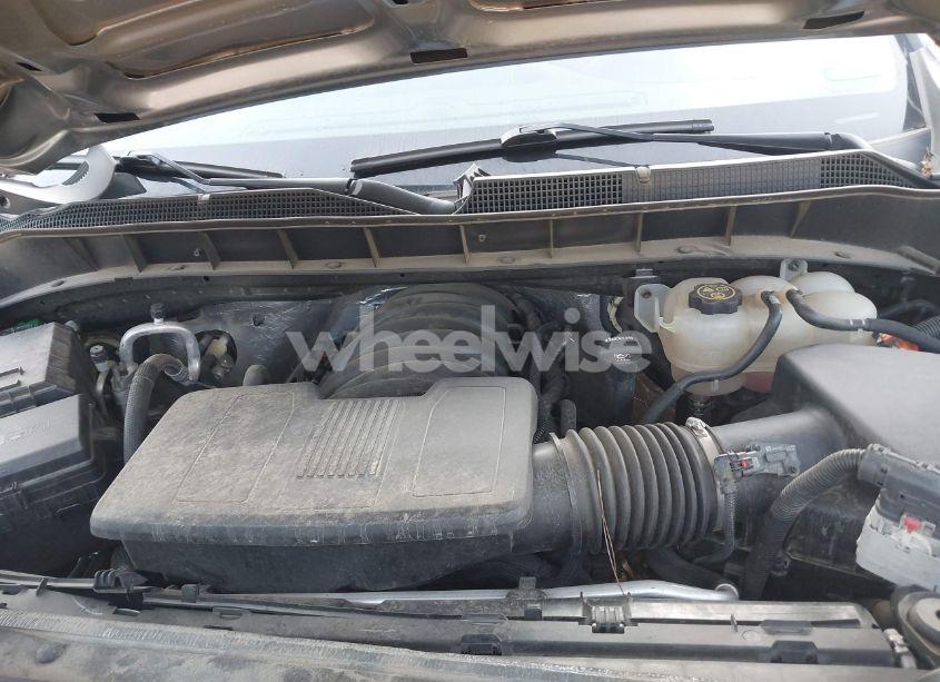 Photo 10 of 2019 Chevrolet Silverado 1500 CUSTOM TRAIL BOSS (VIN 1GCPYCEFXKZ376063)