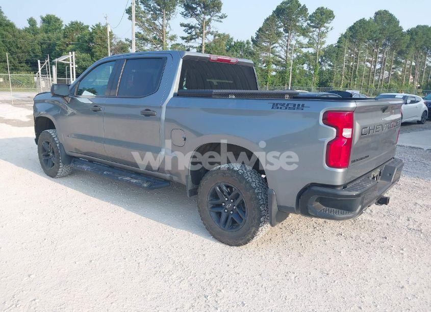 Photo 3 of 2019 Chevrolet Silverado 1500 CUSTOM TRAIL BOSS (VIN 1GCPYCEFXKZ376063)