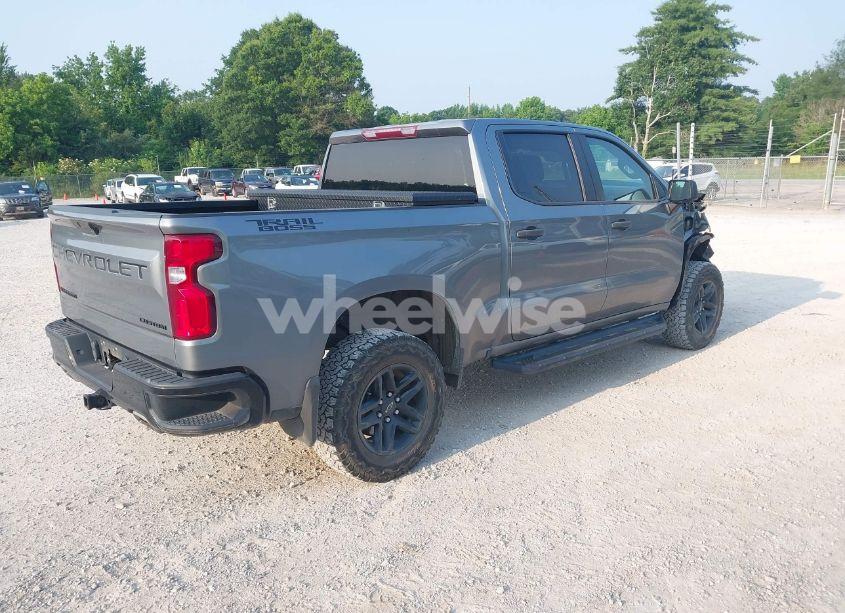 Photo 4 of 2019 Chevrolet Silverado 1500 CUSTOM TRAIL BOSS (VIN 1GCPYCEFXKZ376063)