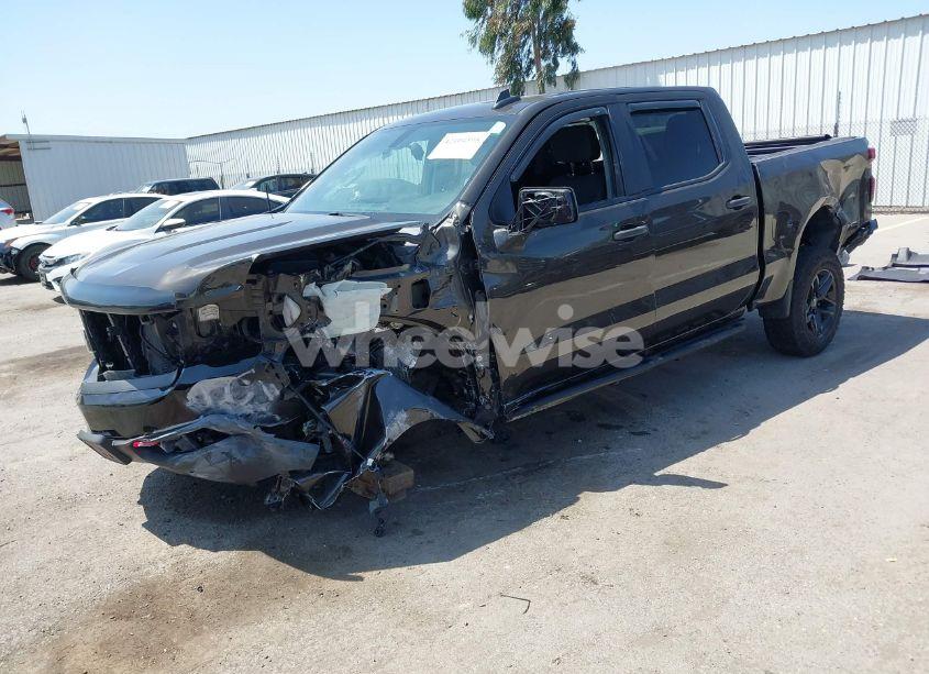 Photo 2 of 2021 Chevrolet Silverado 1500 (VIN 1GCPYCEHXMZ370445)