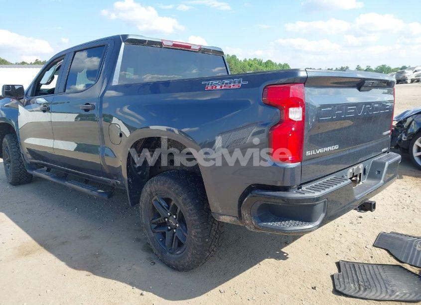 Photo 3 of 2022 Chevrolet Silverado 1500 LTD 4WD SHORT BED CUSTOM TRAIL BOSS (VIN 1GCPYCEK4NZ157133)