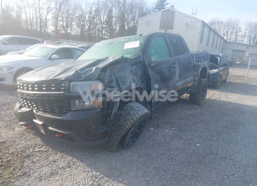 Photo 2 of 2022 Chevrolet Silverado 1500 LTD 4WD SHORT BED CUSTOM TRAIL BOSS (VIN 1GCPYCEL0NZ102400)