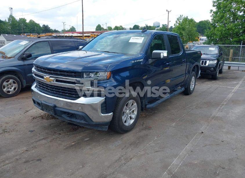 Photo 2 of 2020 Chevrolet Silverado 1500 4WD SHORT BED LT (VIN 1GCPYDEK9LZ285385)
