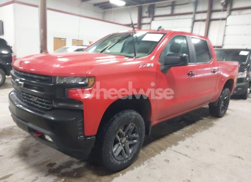 Photo 2 of 2022 Chevrolet Silverado 1500 LTD 4WD SHORT BED LT TRAIL BOSS (VIN 1GCPYFED1NZ170344)