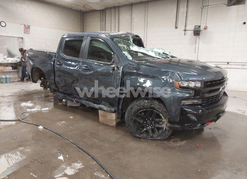 2022 Chevrolet Silverado 1500 LTD 4WD SHORT BED LT TRAIL BOSS (VIN 1GCPYFED1NZ182896) main photo