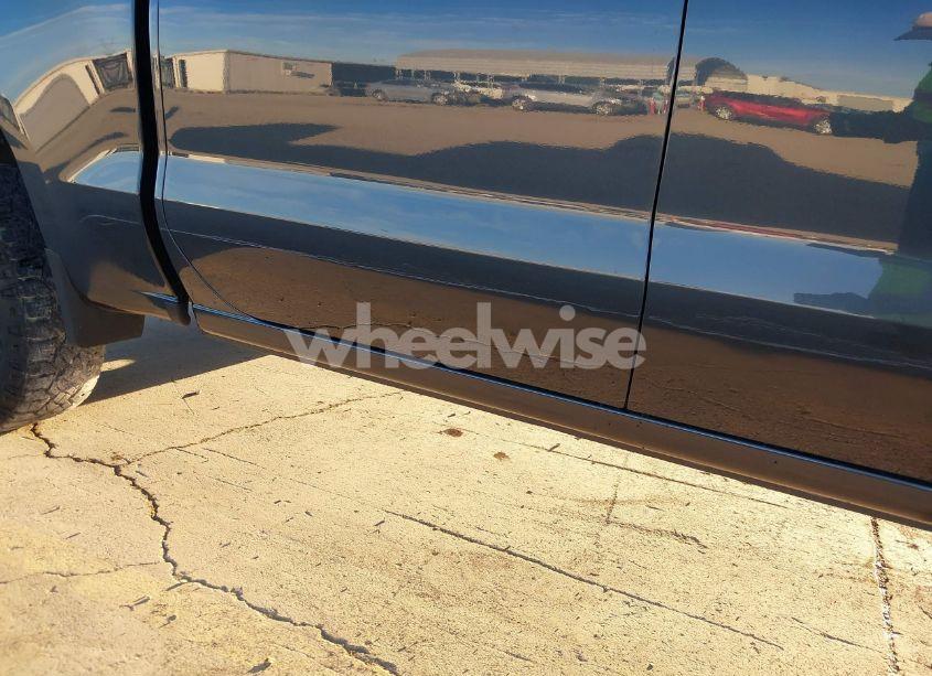 Photo 6 of 2021 Chevrolet Silverado 1500 4WD SHORT BED LT TRAIL BOSS (VIN 1GCPYFED2MZ116887)