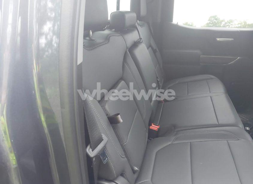 Photo 8 of 2021 Chevrolet Silverado 1500 4WD SHORT BED LT TRAIL BOSS (VIN 1GCPYFED3MZ227951)