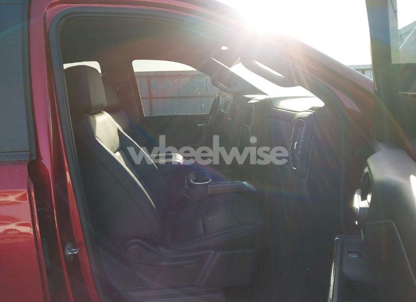 Photo 5 of 2021 Chevrolet Silverado 1500 4WD SHORT BED LT TRAIL BOSS (VIN 1GCPYFED5MZ356872)