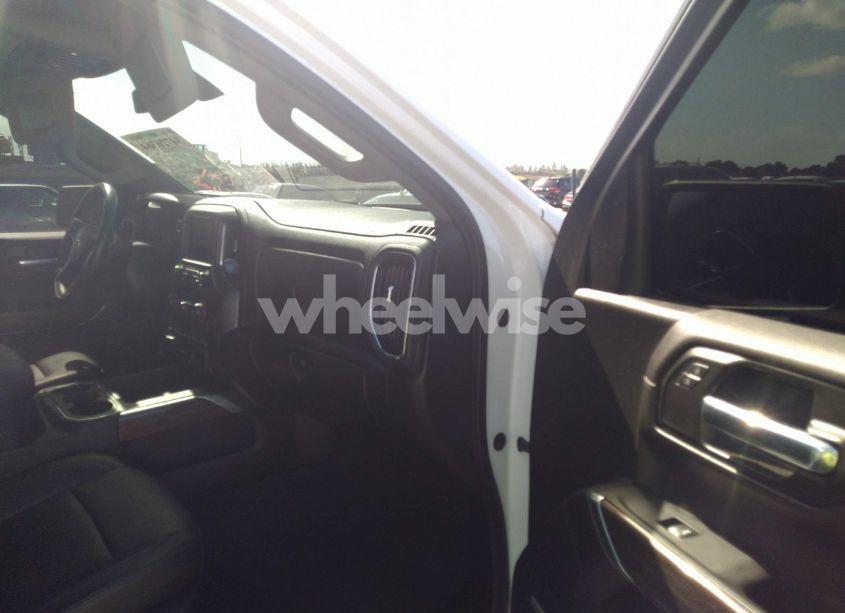 Photo 5 of 2020 Chevrolet Silverado 1500 4WD SHORT BED LT TRAIL BOSS (VIN 1GCPYFED6LZ137417)