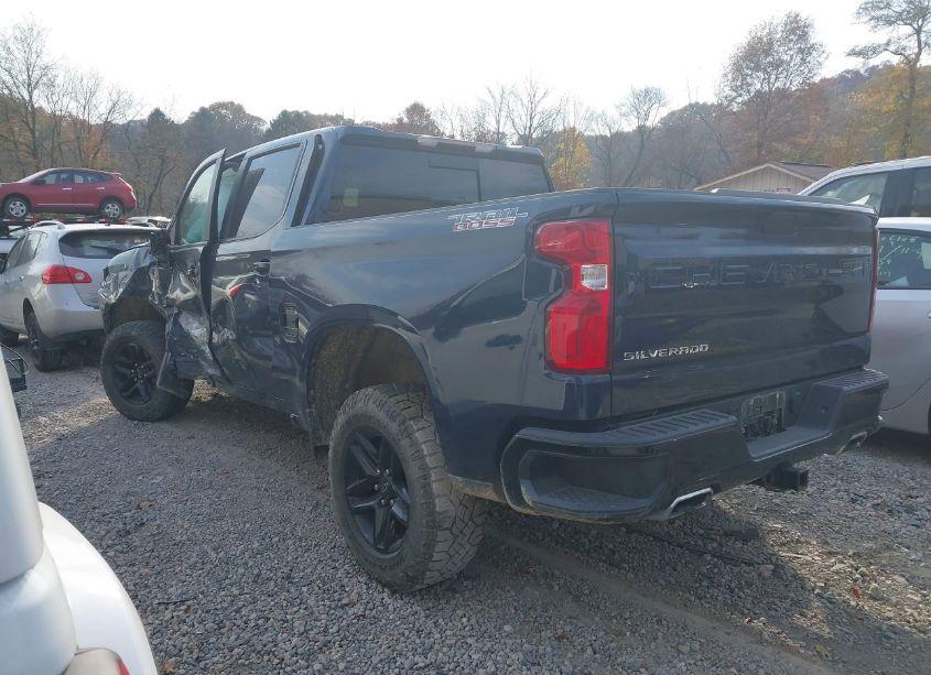 Photo 3 of 2020 Chevrolet Silverado 1500 4WD SHORT BED LT TRAIL BOSS (VIN 1GCPYFED6LZ180879)