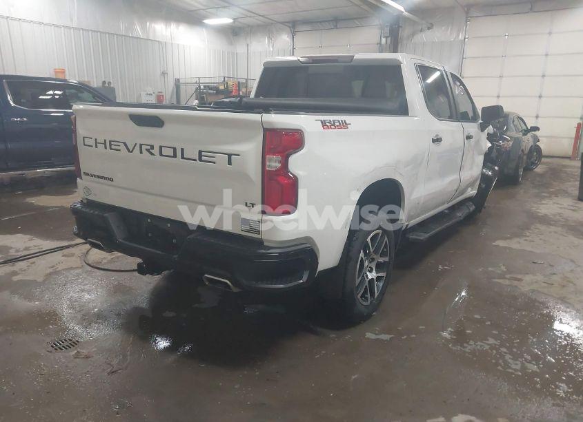 Photo 4 of 2020 Chevrolet Silverado 1500 4WD SHORT BED LT TRAIL BOSS (VIN 1GCPYFED6LZ209619)