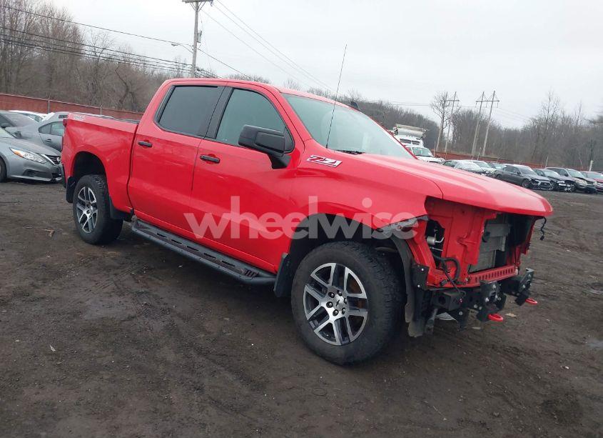 2020 Chevrolet Silverado 1500 4WD SHORT BED LT TRAIL BOSS (VIN 1GCPYFED8LZ194475) main photo