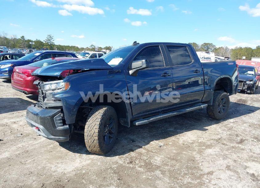 Photo 2 of 2021 Chevrolet Silverado 1500 4WD SHORT BED LT TRAIL BOSS (VIN 1GCPYFED8MZ137856)