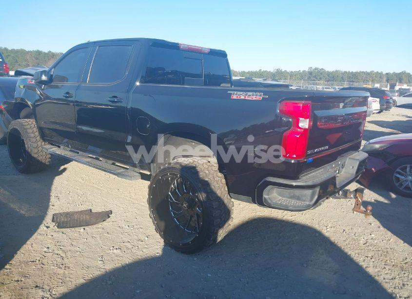 Photo 3 of 2019 Chevrolet Silverado 1500 LT TRAIL BOSS (VIN 1GCPYFED9KZ332510)