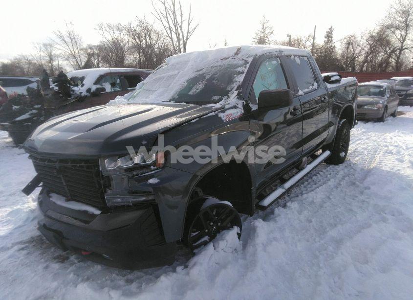 Photo 2 of 2020 Chevrolet Silverado 1500 4WD SHORT BED LT TRAIL BOSS (VIN 1GCPYFED9LZ147231)