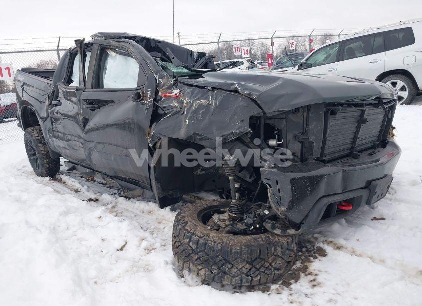 2020 Chevrolet Silverado 1500 4WD SHORT BED LT TRAIL BOSS (VIN 1GCPYFEDXLZ341363) main photo