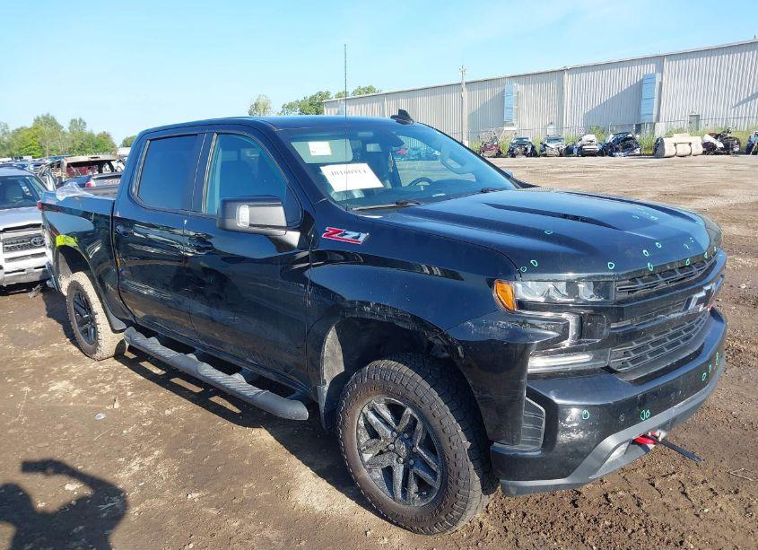 2020 Chevrolet Silverado 1500 4WD SHORT BED LT TRAIL BOSS (VIN 1GCPYFEL0LZ299759) main photo
