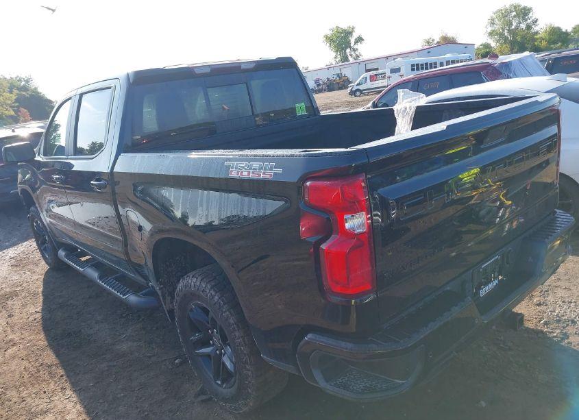 Photo 3 of 2020 Chevrolet Silverado 1500 4WD SHORT BED LT TRAIL BOSS (VIN 1GCPYFEL0LZ299759)