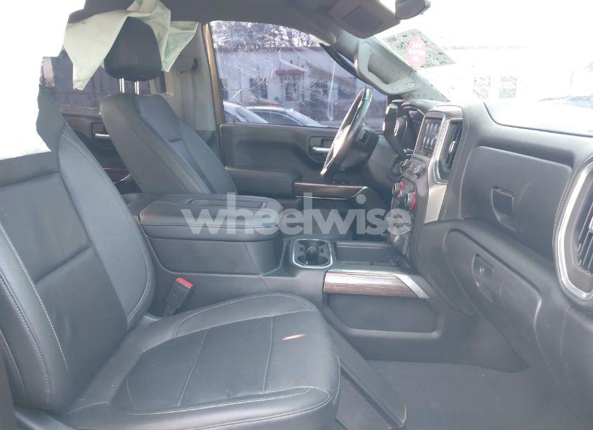 Photo 5 of 2021 Chevrolet Silverado 1500 4WD SHORT BED LT TRAIL BOSS (VIN 1GCPYFEL1MZ313184)