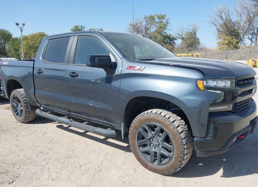 2021 Chevrolet Silverado 1500 4WD SHORT BED LT TRAIL BOSS (VIN 1GCPYFEL1MZ392582) main photo