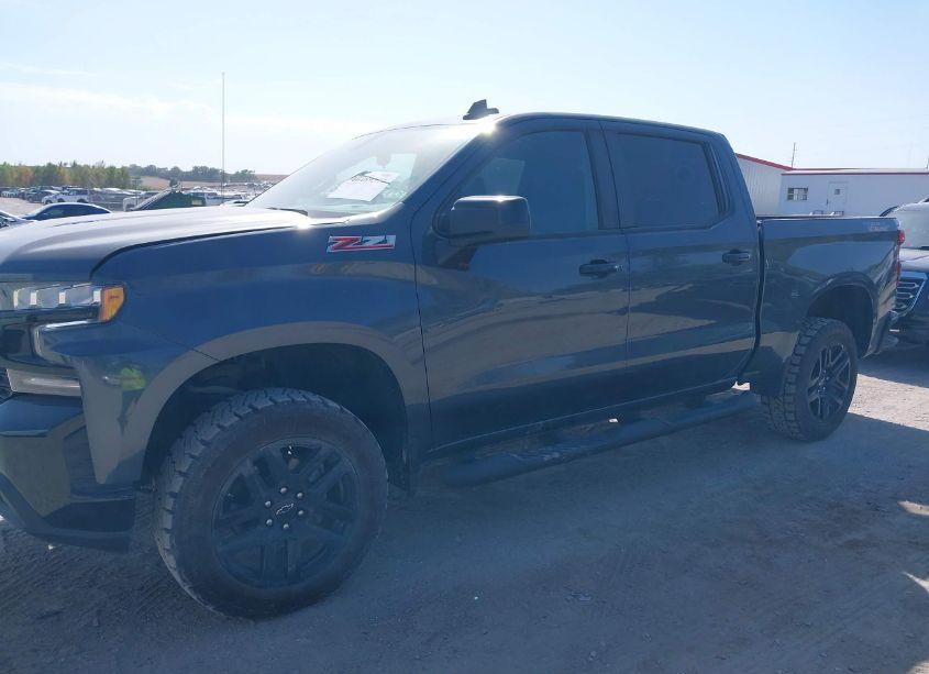 Photo 2 of 2021 Chevrolet Silverado 1500 4WD SHORT BED LT TRAIL BOSS (VIN 1GCPYFEL1MZ392582)