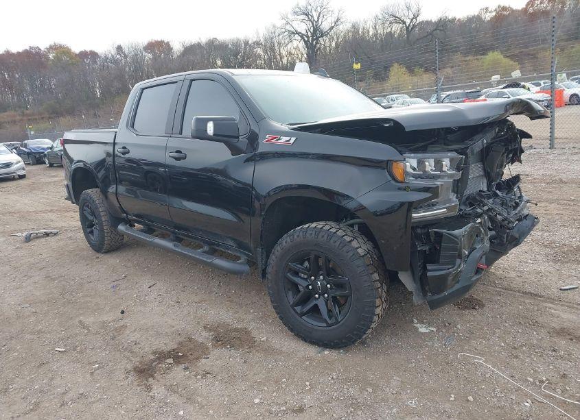 2020 Chevrolet Silverado 1500 4WD SHORT BED LT TRAIL BOSS (VIN 1GCPYFEL2LZ327576) main photo