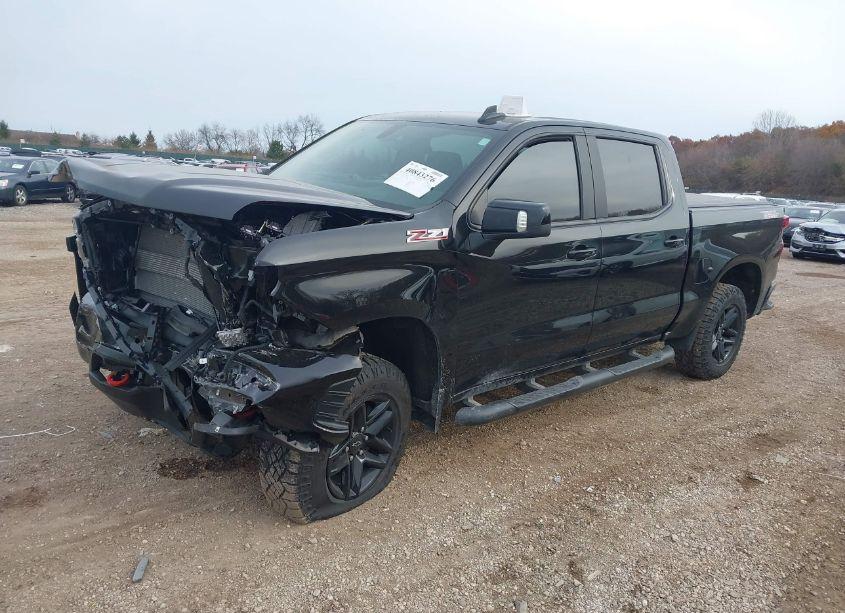 Photo 2 of 2020 Chevrolet Silverado 1500 4WD SHORT BED LT TRAIL BOSS (VIN 1GCPYFEL2LZ327576)