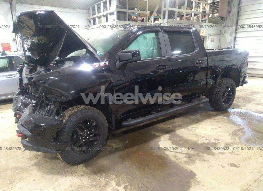 Photo 2 of 2020 Chevrolet Silverado 1500 4WD SHORT BED LT TRAIL BOSS (VIN 1GCPYFEL2LZ350761)