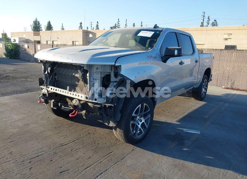 Photo 2 of 2020 Chevrolet Silverado 1500 4WD SHORT BED LT TRAIL BOSS (VIN 1GCPYFEL7LZ258075)