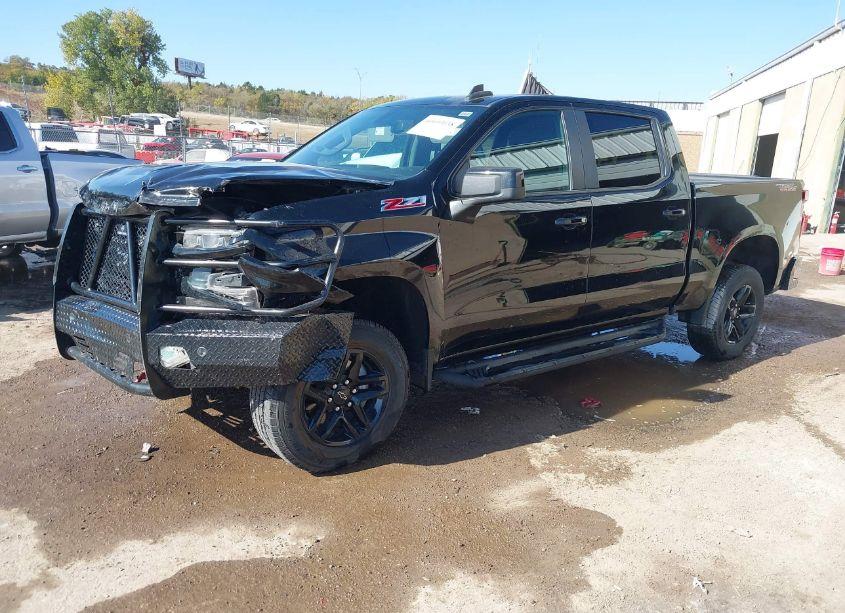 Photo 2 of 2020 Chevrolet Silverado 1500 4WD SHORT BED LT TRAIL BOSS (VIN 1GCPYFEL7LZ300079)