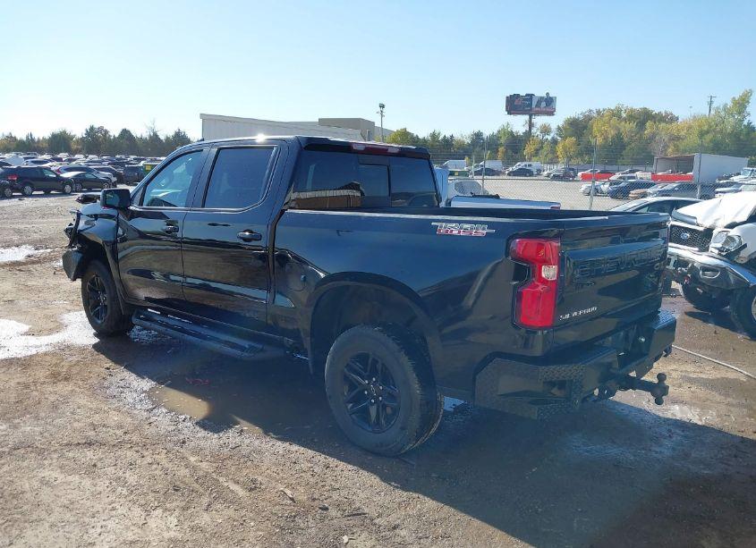 Photo 3 of 2020 Chevrolet Silverado 1500 4WD SHORT BED LT TRAIL BOSS (VIN 1GCPYFEL7LZ300079)